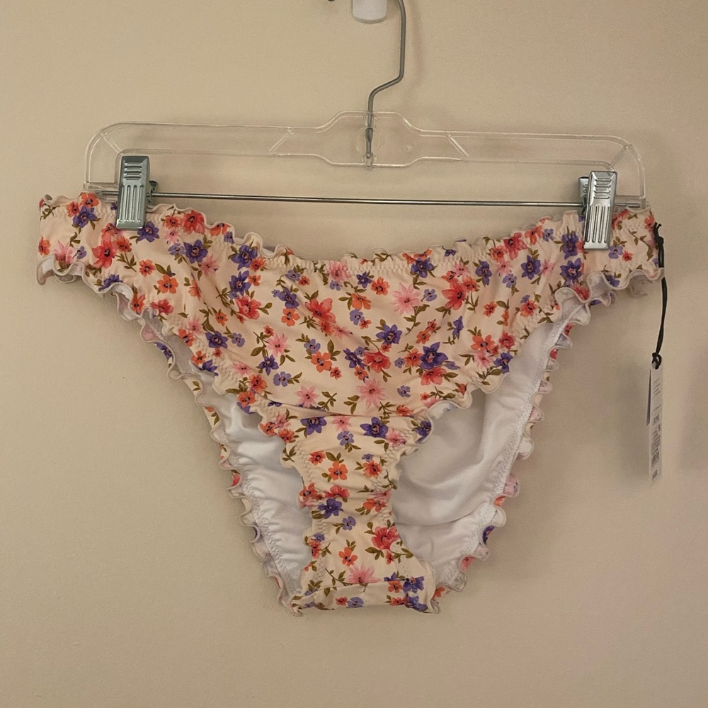 Shade & Shore Women’s Ruffle Cheeky Bikini Bottom in Cream Floral Print-Large